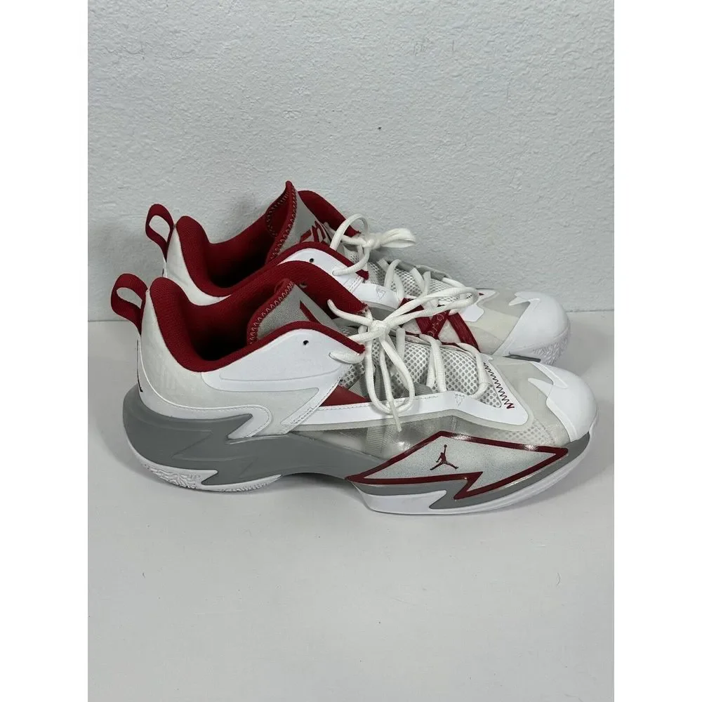 AIR JORDAN MEN SHOES, ONE TAKE 3, COLOR WHITE/GYM RED-LT SMOKE GREY, SIZE 12‎